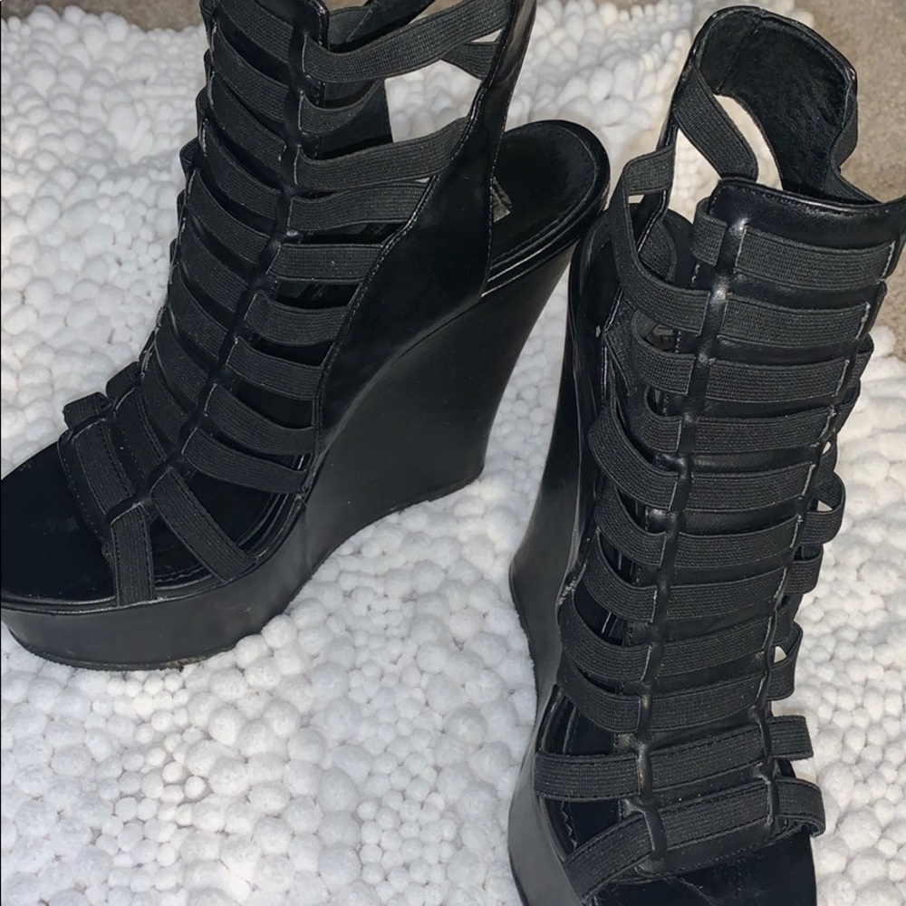 Steve Madden black wedge  heel